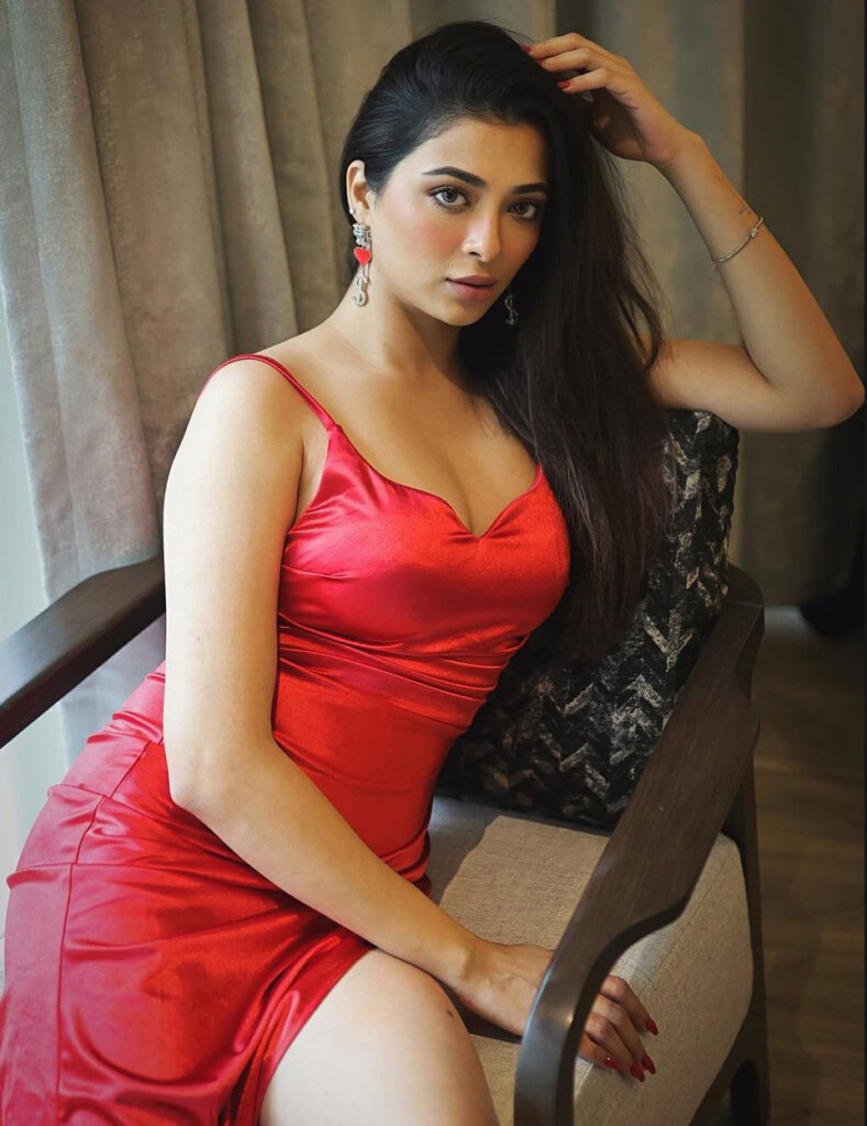 Indian Tv actress Afreen Alvi in a red dress
